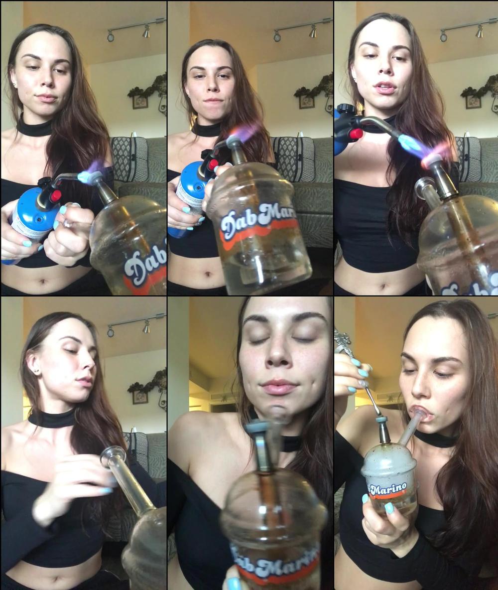 aidrafoxx 02 03 2017 596489 Smoke fetish 710