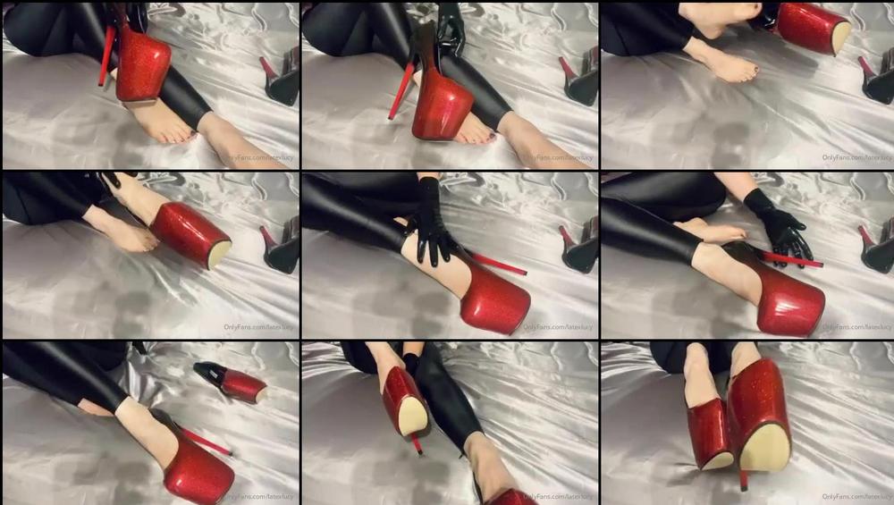 latexlucy 02 09 2020 821138365 Look 