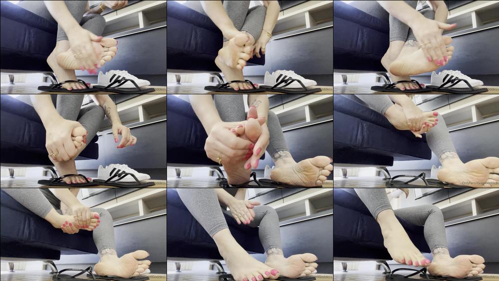 grazigoddess 104826384 2021 02 05 moisturizing my big feet hidratando o pez o