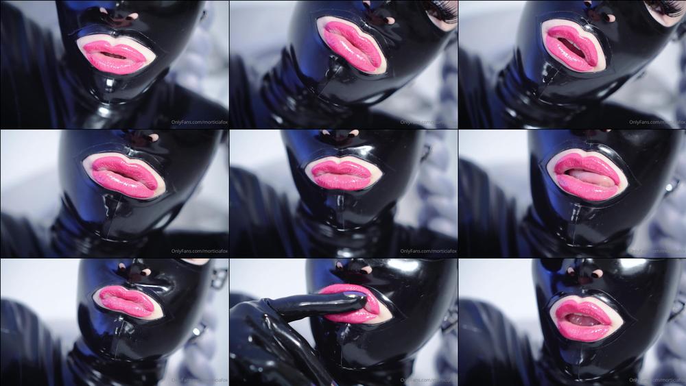 morticiafox 04 03 2022 2379413143 How do you like my lips  