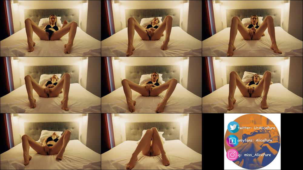 Masturbation In Bed