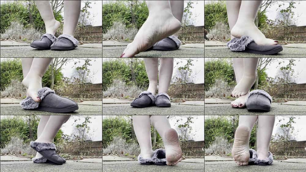 missrosie1974 03 01 2021 2000353511 after work swollen ankles