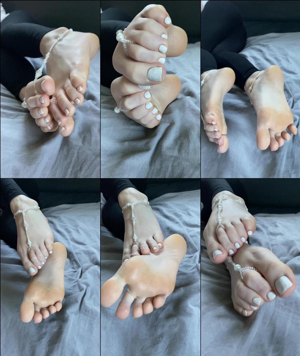 averyysfeet 03 11 2021 2264447808 Itâs so cute that you get hard from watching my feet while I am ignoring you and playing
