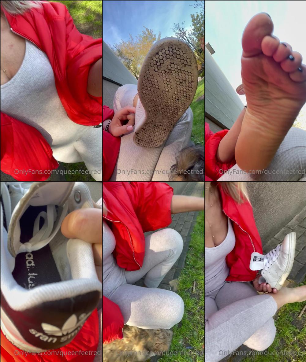 queenfeetred 01 05 2022 2441408476 
