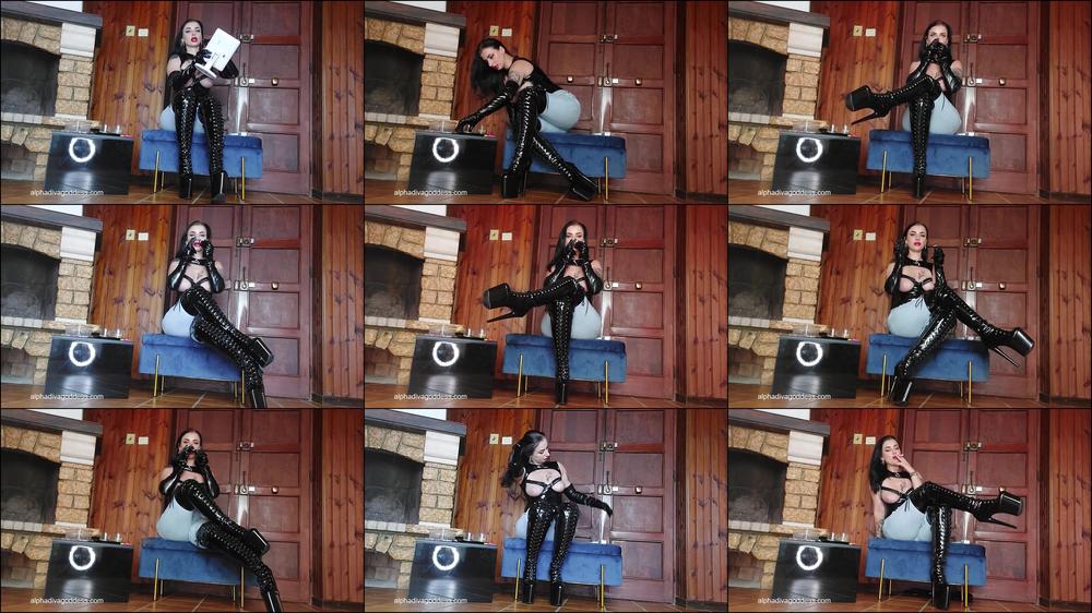 Jeans , Black boots and Tapping - part 1 - July 29, 2023