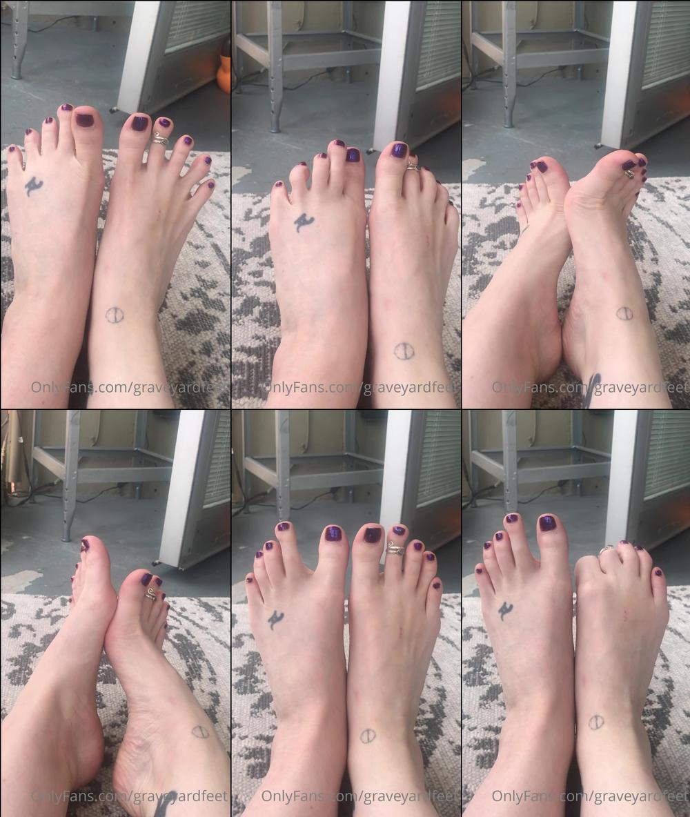 graveyardfeet 08 06 2020 407388458 wiggling my toes and showing off all the tendons in the tops of my feet