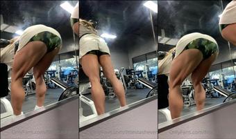 fittestashever 09 12 2020 1418352882 Some hammie action. Would yâall like to see more up close and intimate training like thi (fittestashever)