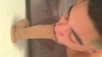 mrlegallythick 28 11 2019 94203367 full video of me giving my dildo a nasty blowjob (mrlegallythick)