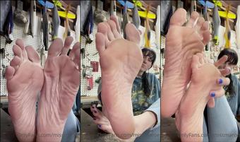 missmaroe 02 07 2021 2151740549 happy holiday weekend my foot freaks have fun be (missmaroe)