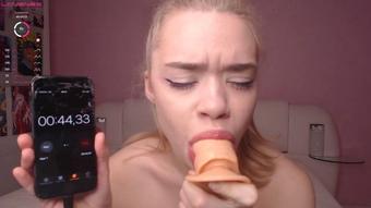 Dildo Deepthroat Holding RECORD - December 28, 2021 (MiaMelone)