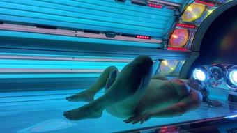 Wanking with my Vibe on the Sunbed (SuzieLove212)
