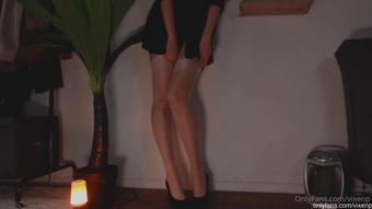 vixenp 234395586 for all who are addicted to feet. for a full joi tease video dm me  (vixenp)
