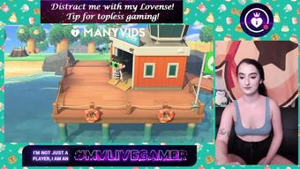 Gamer Girl Vlog (LittleBunnyB)