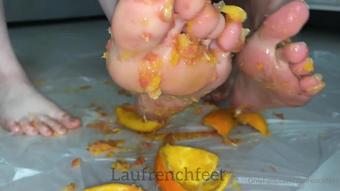 laufrenchfeet 02 05 2021 2098970942 you can t stop looking at our sexy feet (laufrenchfeet)