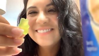 Snack Time (Drea_xoxo)