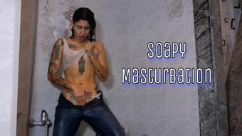 Soapy Masturbation in the Shower (kristenwylde)