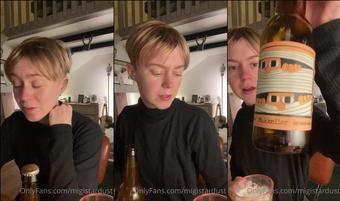 migistardust 237194389 beer talks hello for those of you who don t know someone awesome got me a beer advent calendar for this month and i ve been recording videos with the descriptions and my opinions o 6 (migistardust)