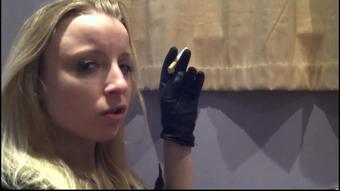 Sophieshox Chain Smoking In Black Leather Gloves (SophieShox)