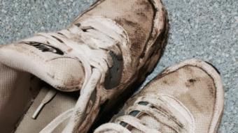 Soaking my filthy Nike's - February 05, 2022 (Nikki lynne)