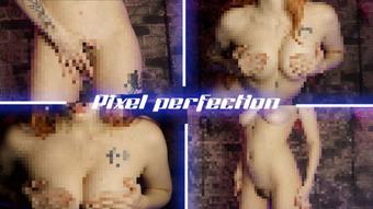 Pixel perfection (Ellie Haze)