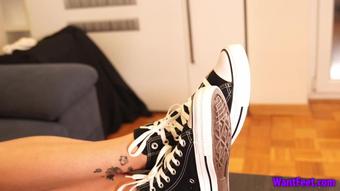 WantFeet - Goddess In Converse Sneakers - Tall Goddess - Hd Mp4 (WantFeet)