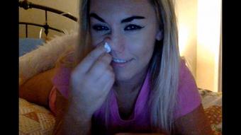 BLOWING MY NOSE in my pantiess **LOUD BLOWS (TABOOTHA_QUEENx)