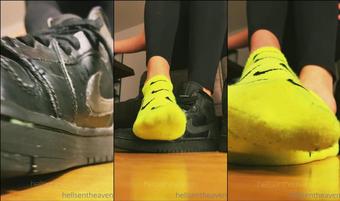 hellsentheaven 223690626 gucks dir an und bedank dich. schuhknecht sockensklave (hellsentheaven)