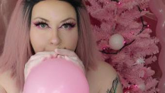 Princess's pink balloon Christmas NonPop - December 19, 2021 (GothAmber)