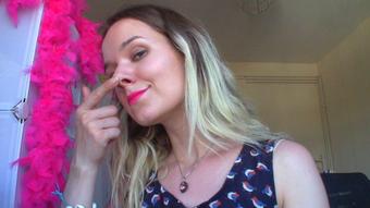 Showing My Nose (Goddess Vanessa)