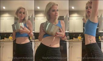 kodyevans 01 05 2022 2441592337 Me in the kitchen being my goofy little self, if I made you dinner what would you ask me t (kodyevans)