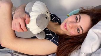 loverlaci 21 10 2020 144341827 would you wanna cuddle up with me (loverlaci)