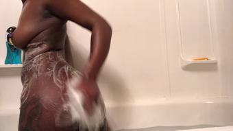 Bath Time (Siren_nudist)
