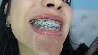Miaisabella3 Close Up Food Mouth (mia_isabella3)