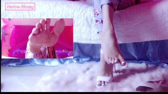 Angelic Foot worship (AllforLucky)
