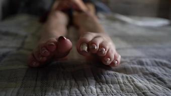toetallydevine 01 08 2021 2180236047 cumming in my new pedi twice tags masturbation french (toetallydevine)