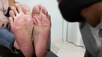 thefeetoflola 02 10 2018 14155606 i just got home from work and he liked (thefeetoflola)