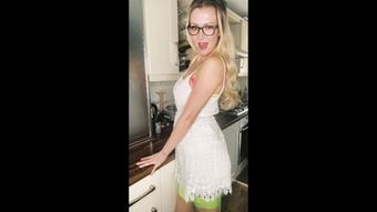Paying my landlord - Sep 4, 2020 (Lucy Alexandra MILF)