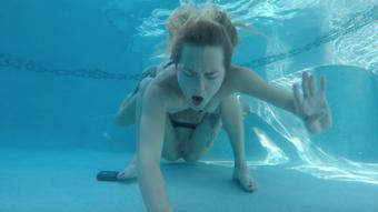 Morgana & Vika - Underwater Pussy Eating (Ginary)