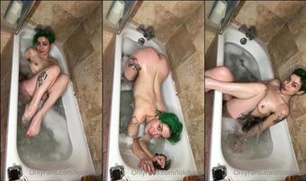 lolobrow 144598843 wet messy splashy bath time monday. i m so tired these days. i need a hot wet soak  (lolobrow)