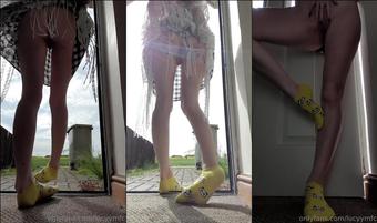 lucyymfc 01 06 2019 35153596 Flashing my ass and pussy  You can see the dog walkers Infront of me totally clueless  (lucyymfc)