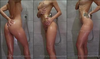 happy meal 05 10 2021 2238671235 Let's take a shower   (happy-meal)