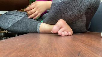 turkishsoles 30 11 2019 15272806 My_Waiter_caught_me_taking_a_video_of_my_feet (turkishsoles)