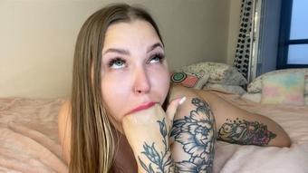 Sloppy deepthroat w toy and fingers (wow_adele)