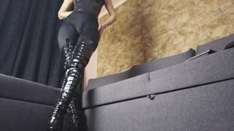 Boots Humiliation - January 04, 2019 (MoneyGoddesss)