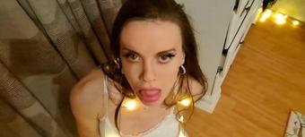 aurora whitewhale fabulous blowjob in hot white lingerie (aurora_whitewhale)