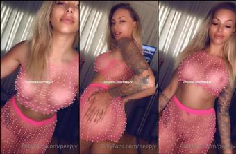 juelzventura 25997849 i purchased some new outfits during my visit to la this last week can u guess which one is my favorite what about your favorite 4 (juelzventura)
