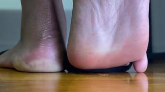 Nylon Toe Tapping Removal (Pink Foxx)