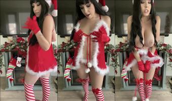 brattykayla666 19 12 2019 108015657 Merry Christmas  (brattykayla666)