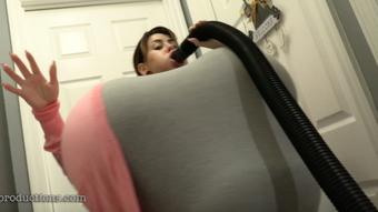Lady Velvet Inflates Until She Explodes (Ginary)