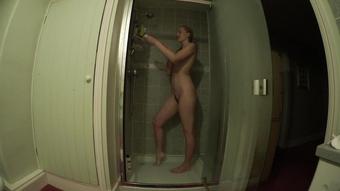 Ariel Anderssen Simply Showering (Ariel Anderssen)